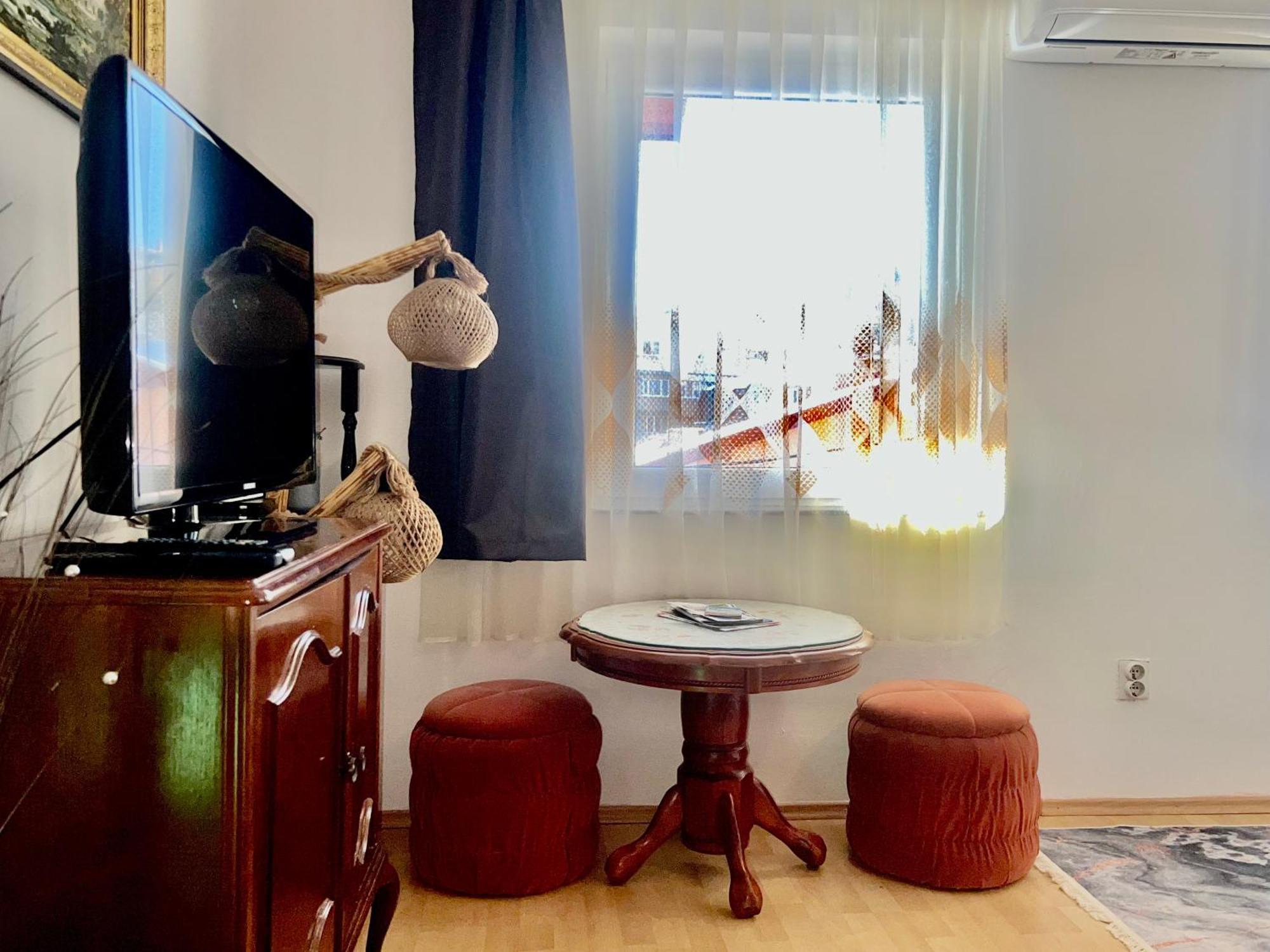 Hani Studio Apartment Szarajevó Kültér fotó