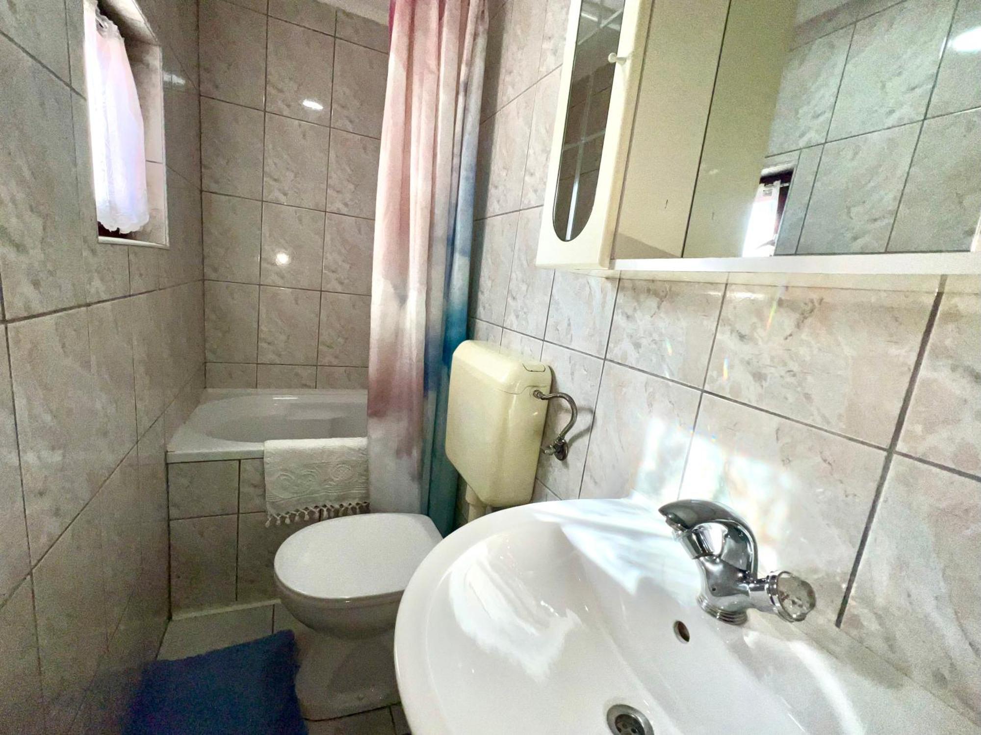 Hani Studio Apartment Szarajevó Kültér fotó