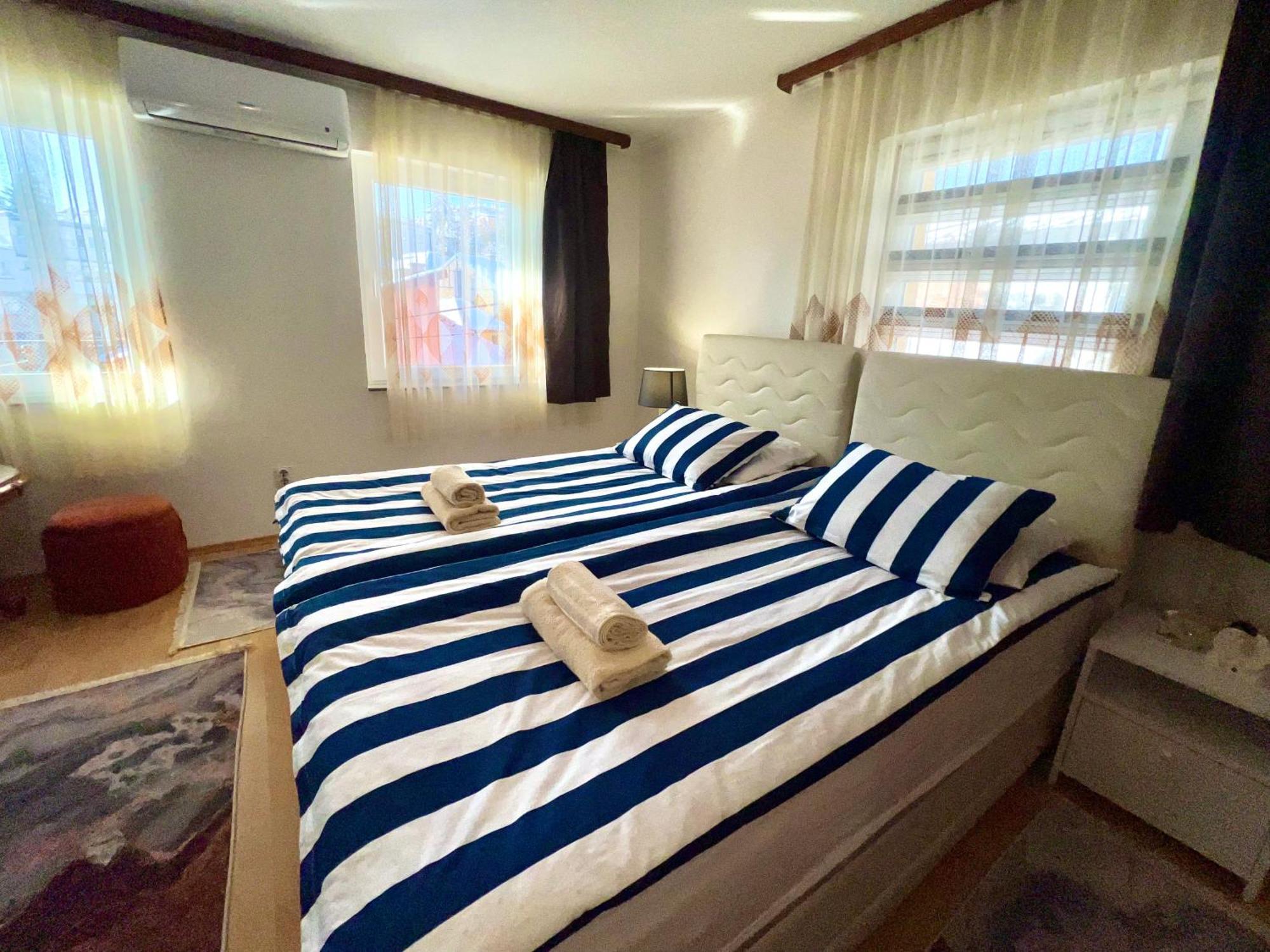 Hani Studio Apartment Szarajevó Kültér fotó